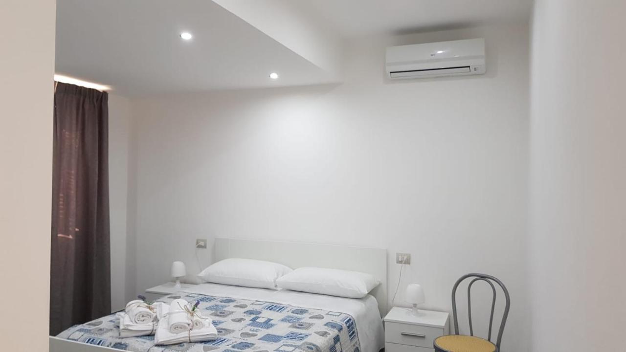 B&B A Casa Di Papi Лиццано Экстерьер фото