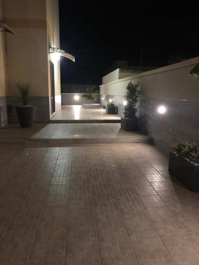 B&B A Casa Di Papi Лиццано Экстерьер фото